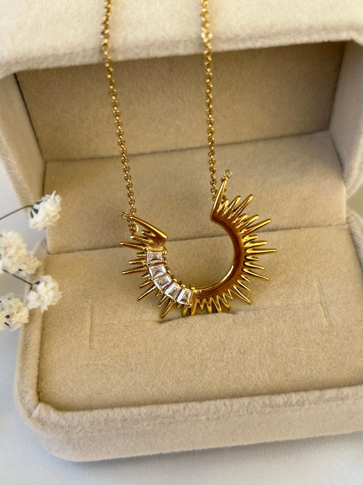Sunburst necklace