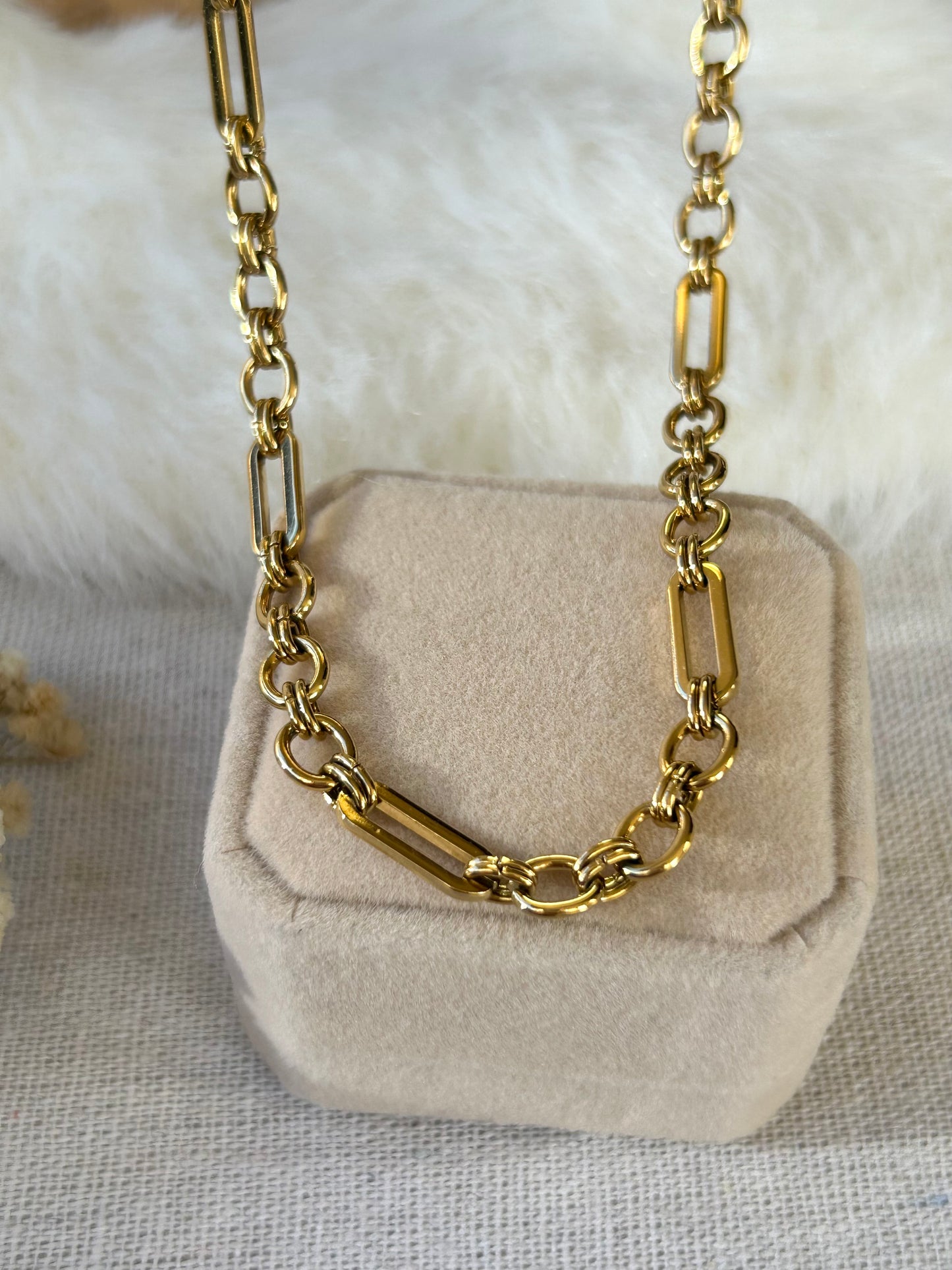 Layering Chain