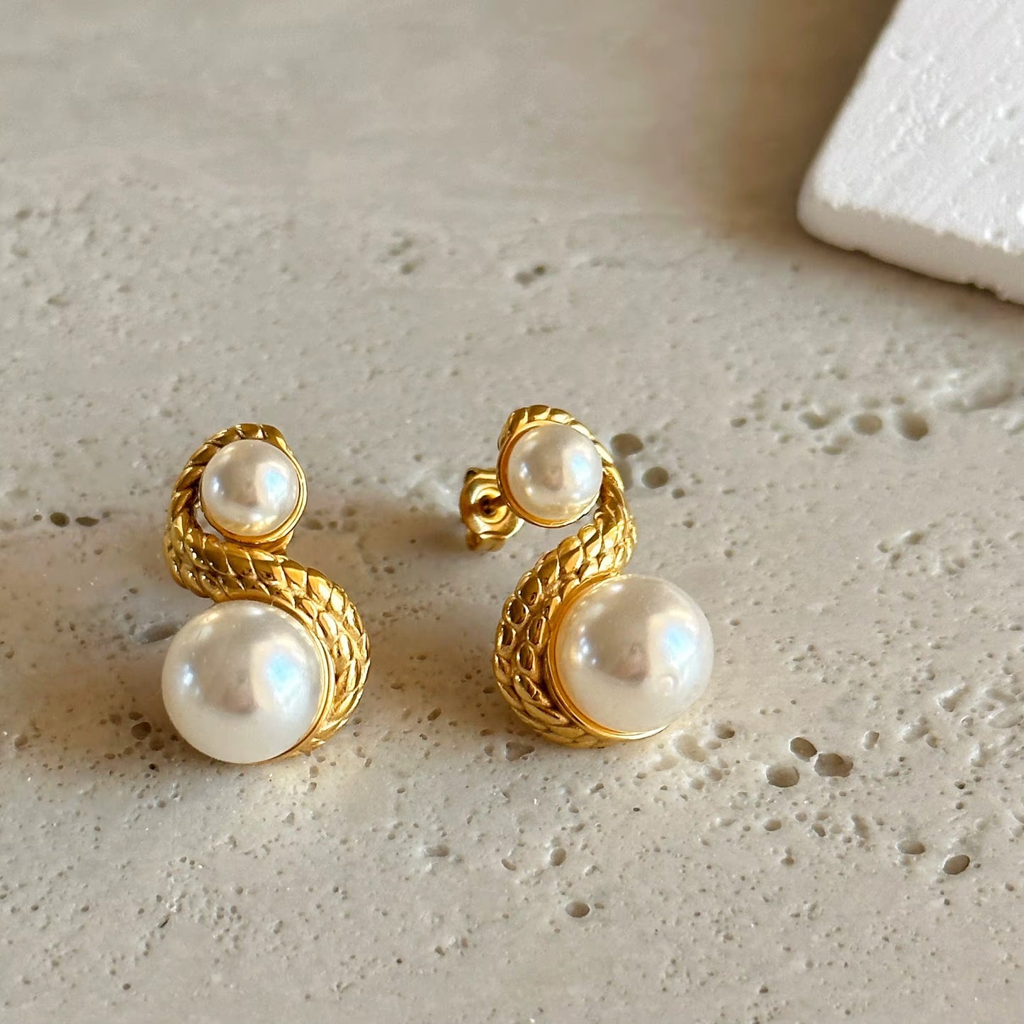 Pearly Earrings