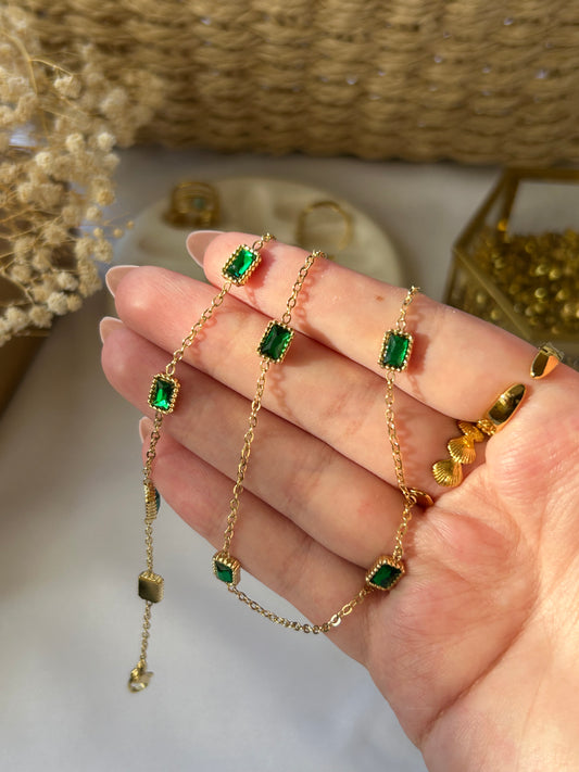 Green Stone Set