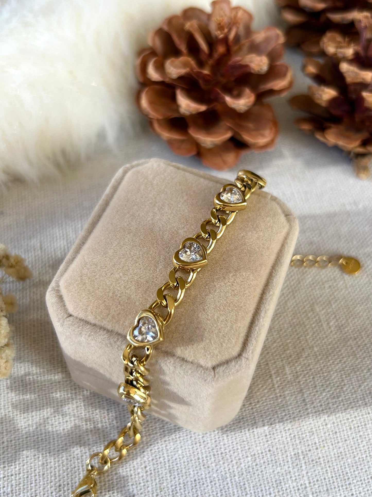 Tiny Hearts Chain Bracelet