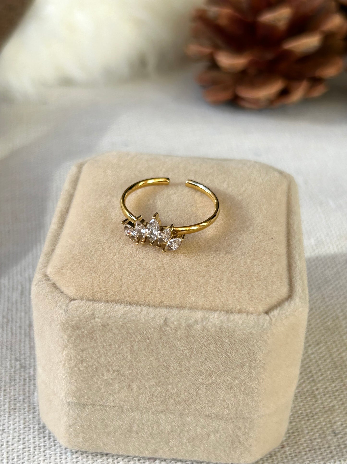 Kamarah Adjustable Ring