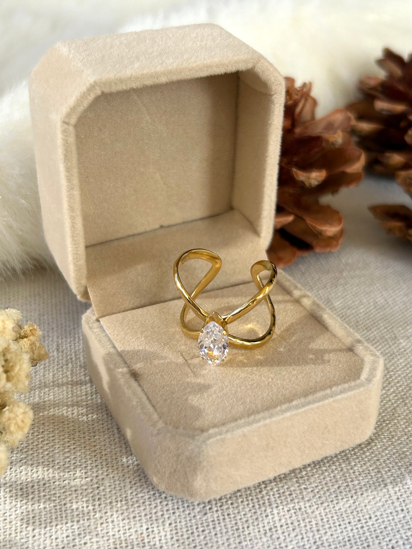 Perla Ring
