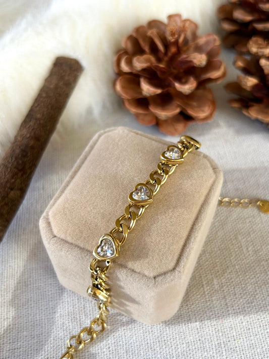 Tiny Hearts Chain Bracelet