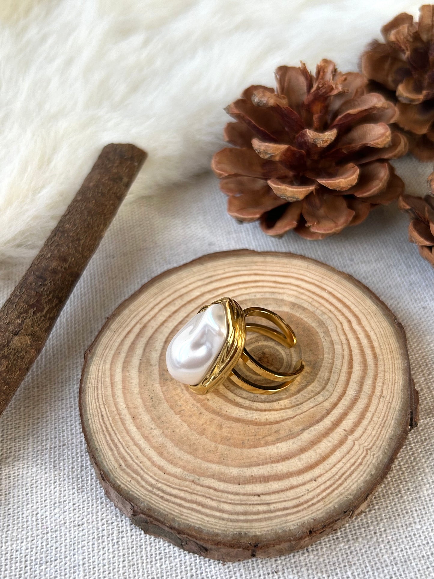 Big stone Ring